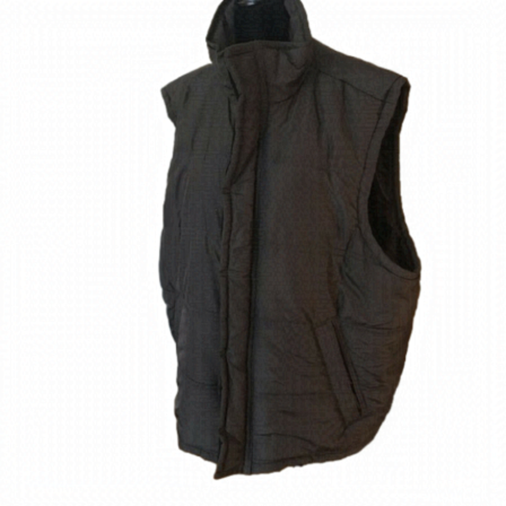 𝅺men’s brown XL puffer vest. Sonoma brand. NWOT